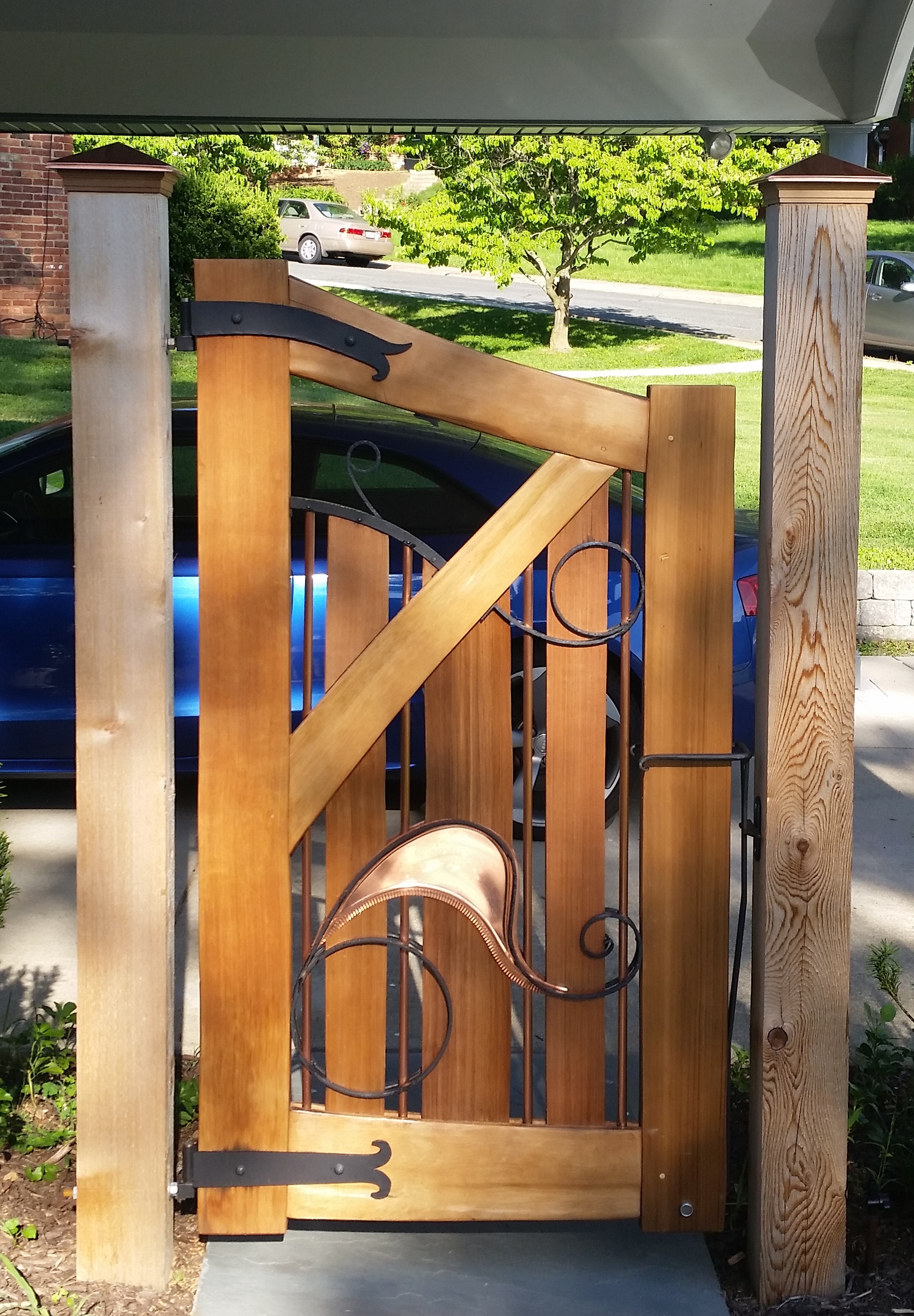 One of our Custom Gates. Beautiful and Stylish!!